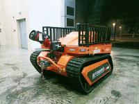 消防滅火機(jī)器人 （第3代，油動(dòng)液壓，帶水帶框）